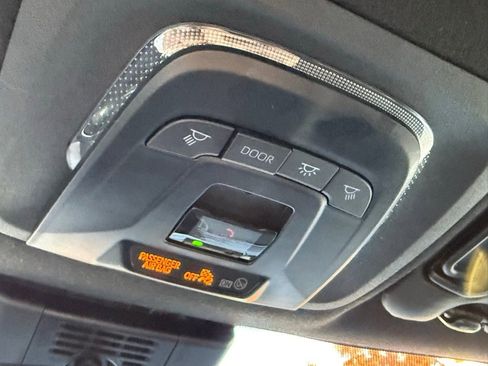 Used 2024 Toyota Corolla SE image 24