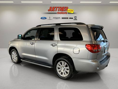 Used 2013 Toyota Sequoia Platinum AWD/4WD image 5