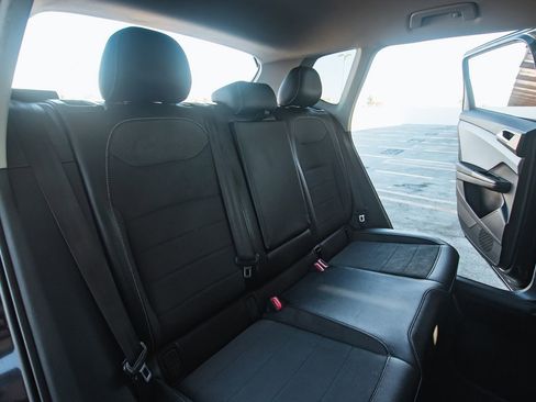 Used 2022 Volkswagen Taos SE image 21