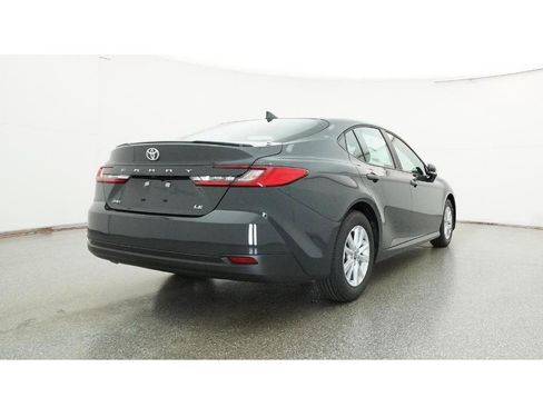 New 2026 Toyota Camry LE image 24