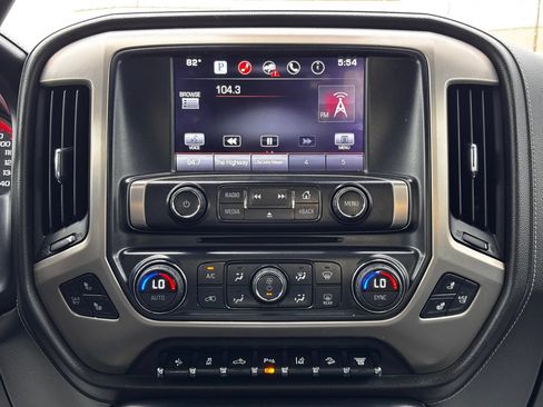 Used 2015 GMC Sierra 2500 Denali w/ Duramax Plus Package AWD/4WD image 36