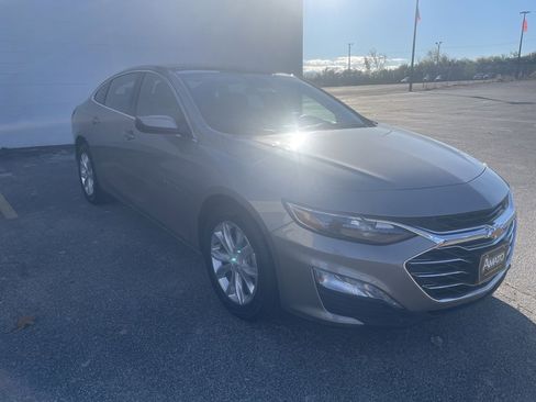 Used 2024 Chevrolet Malibu LT image 8