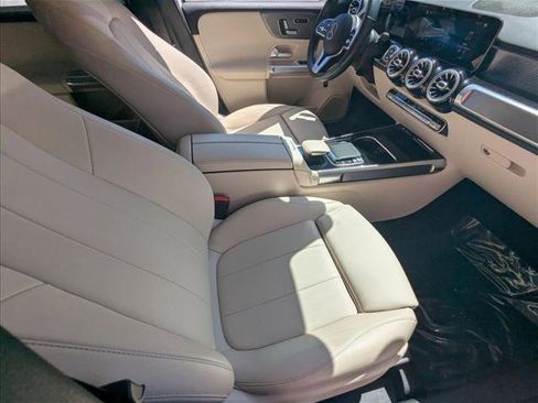 Certified 2020 Mercedes-Benz GLB 250 image 20