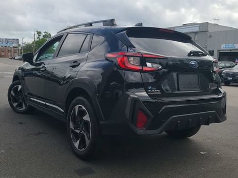 Used 2024 Subaru Crosstrek 2.5i Limited AWD/4WD image 5