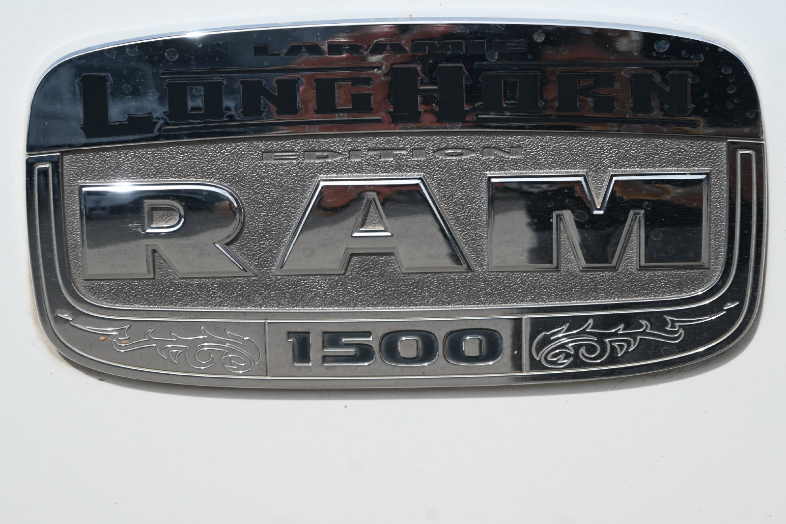 Used 2017 RAM 1500 Laramie Longhorn RWD image 9