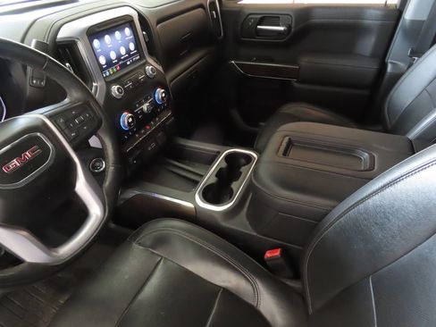 Used 2019 GMC Sierra 1500 SLT image 23