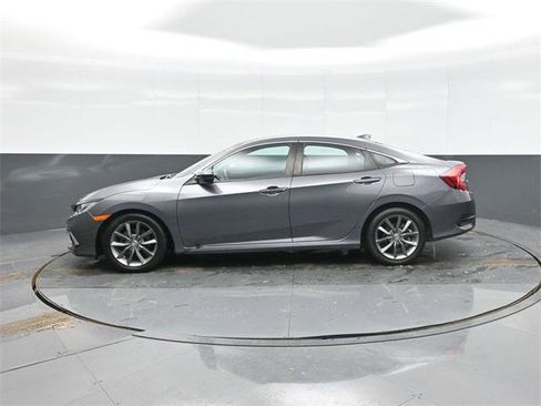 Used 2019 Honda Civic EX image 4