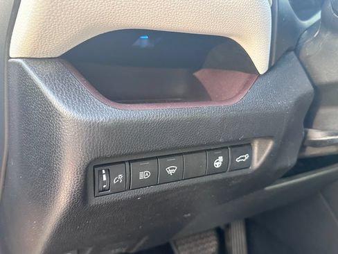 Used 2020 Toyota RAV4 Limited w/ Limited Grade Weather Package AWD/4WD image 8