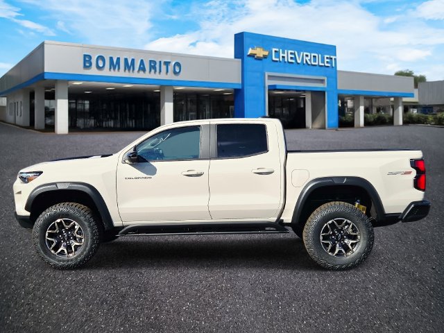 New 2026 Chevrolet Colorado ZR2 w/ Technology Package AWD/4WD image 2