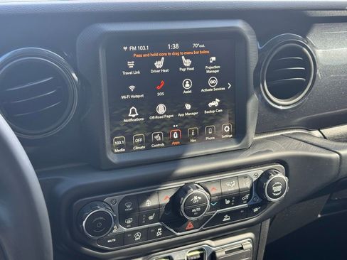 Used 2023 Jeep Wrangler Altitude image 29