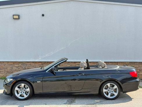 Used 2013 BMW 335i Convertible RWD image 2