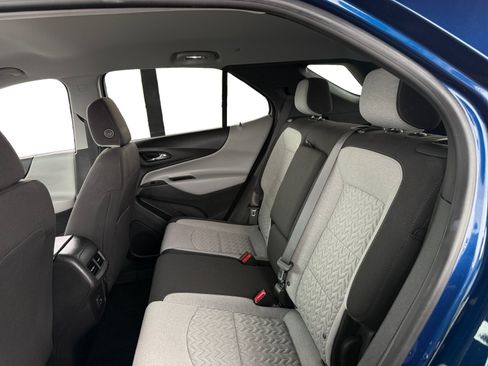 Used 2022 Chevrolet Equinox LT FWD image 11