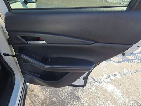 Used 2022 MAZDA CX-30 AWD 2.5 S w/ Select Package image 8