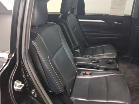 Used 2015 Toyota Highlander XLE AWD/4WD image 20