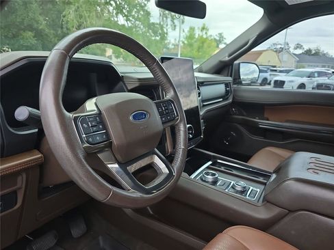 Used 2022 Ford Expedition King Ranch image 17