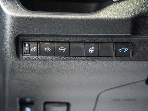 Certified 2024 Toyota RAV4 XLE w/ Convenience Package AWD/4WD image 40