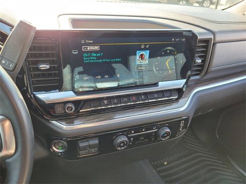 Used 2024 Chevrolet Silverado 2500 LT w/ Z71 Off-Road Package image 25