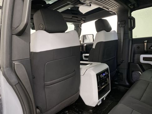 Used 2024 GMC Hummer EV 2X image 15