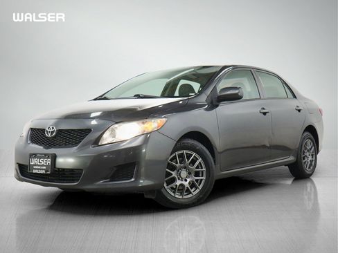 Used 2010 Toyota Corolla LE FWD image 1