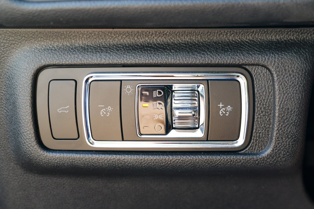 Used 2023 Lincoln Corsair AWD image 51