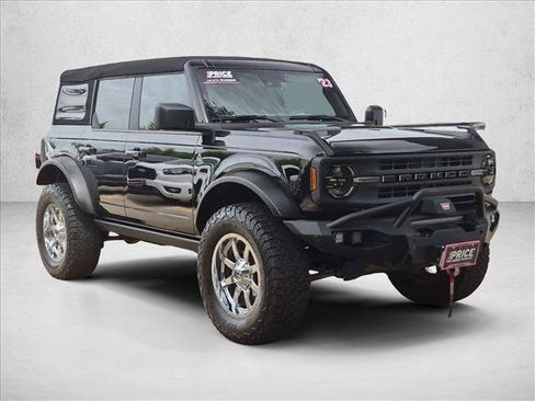 Used 2023 Ford Bronco Black Diamond w/ Sasquatch Package AWD/4WD image 3