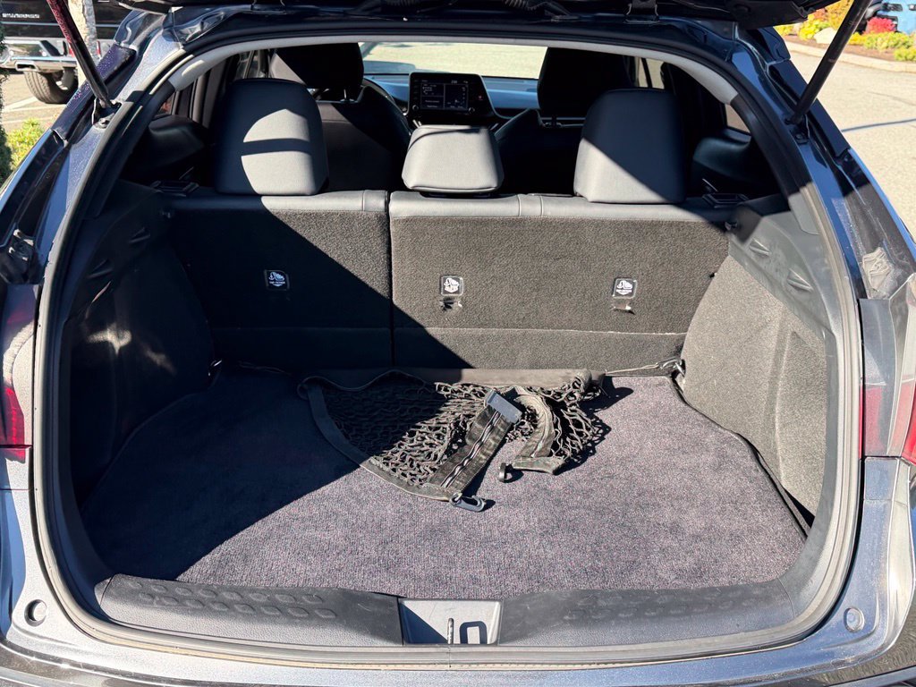 Certified 2022 Toyota C-HR Limited FWD image 10