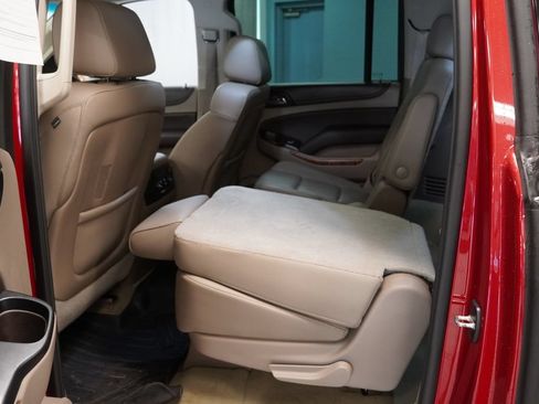 Used 2015 Chevrolet Suburban LTZ AWD/4WD image 21