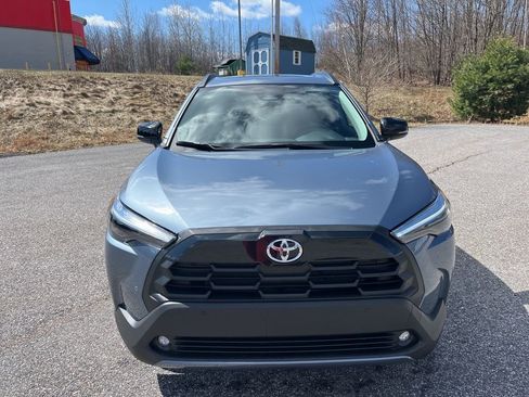 Used 2026 Toyota Corolla Cross XLE w/ Convenience Package image 9