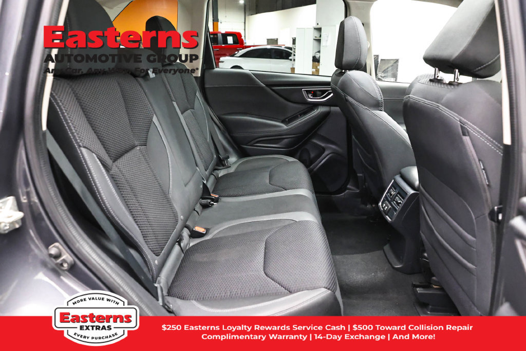 Used 2022 Subaru Forester Premium AWD/4WD image 26
