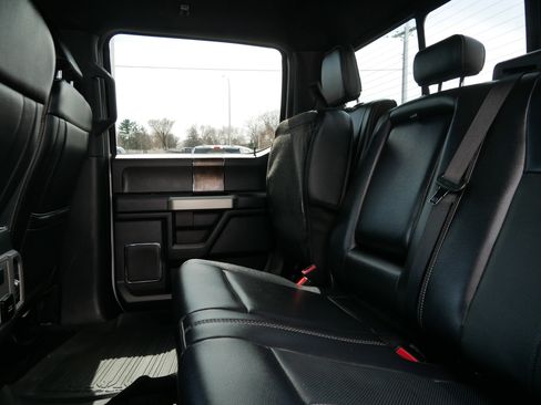Certified 2022 Ford F350 Lariat w/ Chrome Package AWD/4WD image 7
