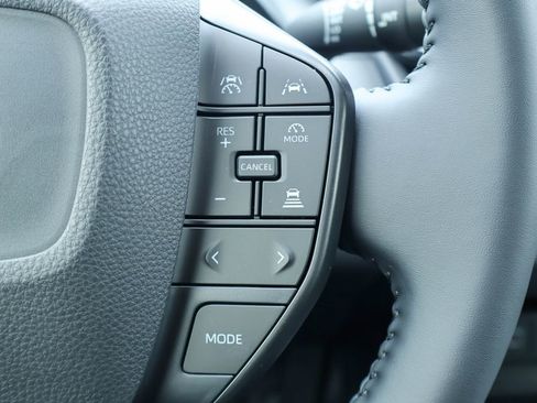 New 2026 Toyota Prius LE FWD image 11