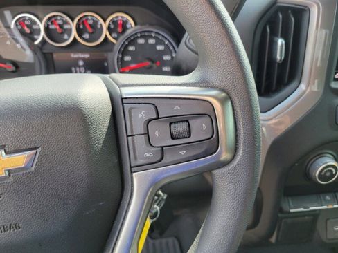Used 2022 Chevrolet Silverado 1500 Custom w/ Safety Confidence Package image 17