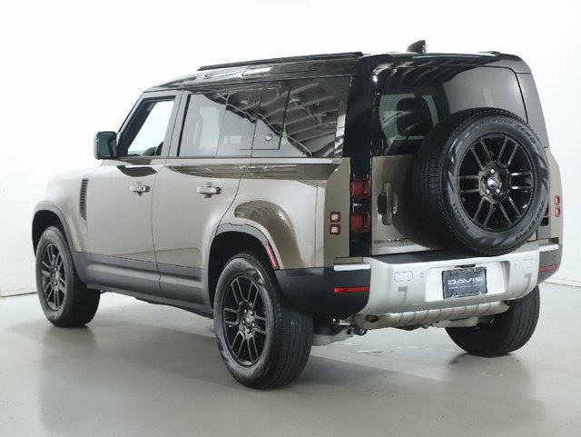 Certified 2023 Land Rover Defender 110 S AWD/4WD image 5