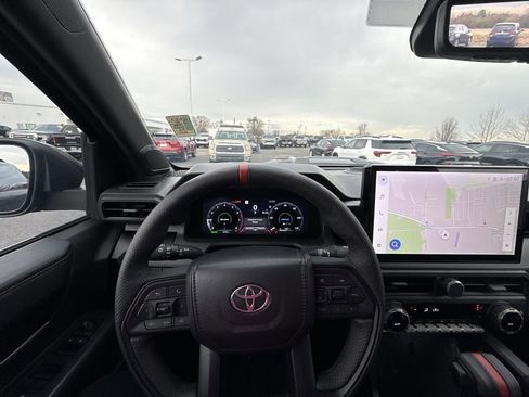 Used 2025 Toyota Tacoma TRD Pro image 17