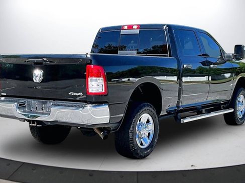 Used 2024 RAM 2500 Tradesman w/ Chrome Appearance Group AWD/4WD image 9