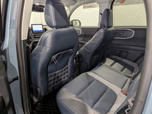 Used 2023 Ford Bronco Sport Outer Banks w/ Tech Package image 11