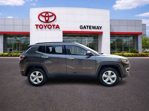 Used 2020 Jeep Compass Latitude AWD/4WD image 4