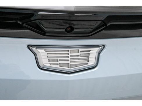 New 2026 Cadillac Optiq Sport 1 image 32