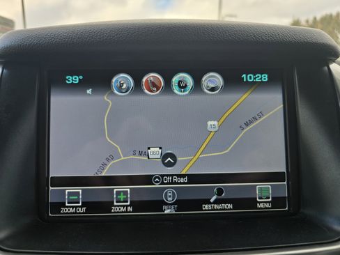 Used 2018 Chevrolet Suburban LT w/ Luxury Package image 19