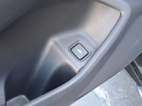 Used 2018 Honda Accord EX-L image 12