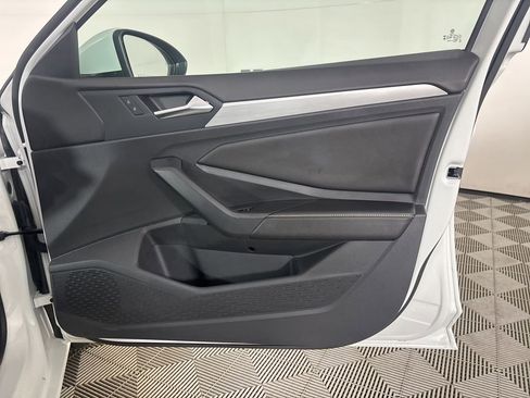 Used 2025 Volkswagen Jetta S FWD image 25