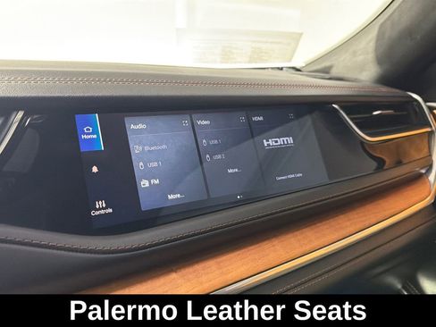 Used 2022 Jeep Grand Cherokee Summit image 23