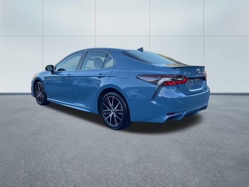 Certified 2024 Toyota Camry SE w/ Convenience Package image 7