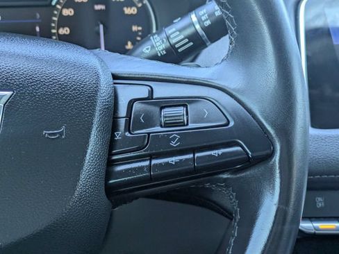 Used 2019 Cadillac XT4 Luxury FWD image 25