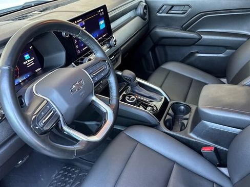 Used 2025 Chevrolet Colorado Trail Boss AWD/4WD image 10