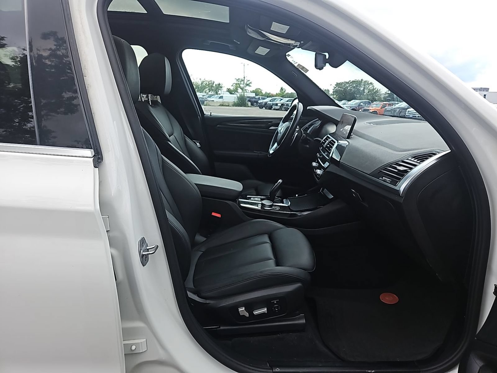 Used 2020 BMW X3 xDrive30i AWD/4WD image 8