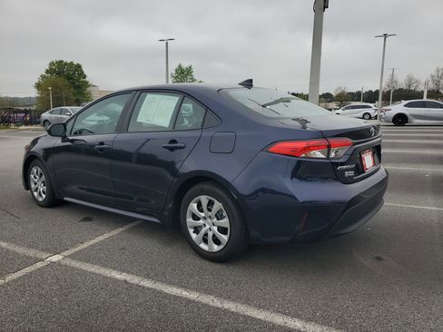 Used 2025 Toyota Corolla LE image 4