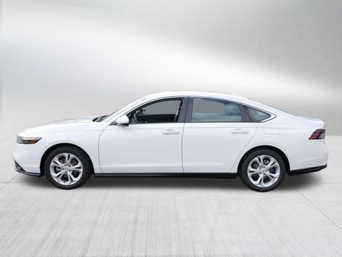Used 2026 Honda Accord LX image 4