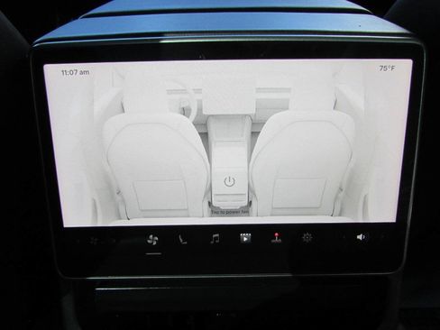 Used 2025 Tesla Model 3 RWD image 33