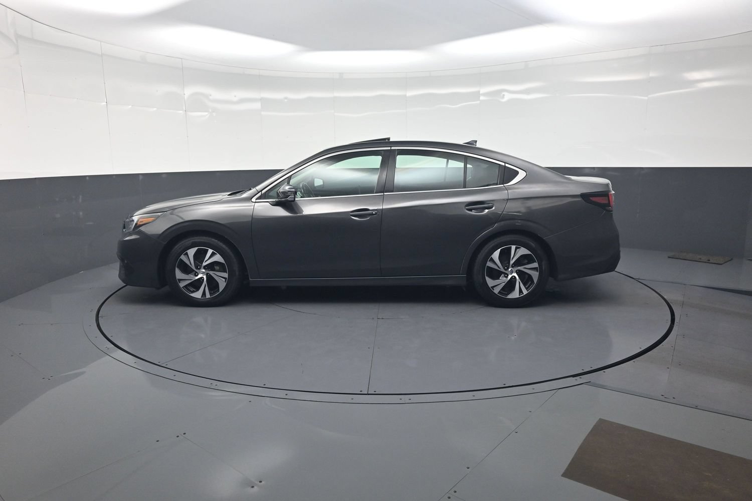 Used 2021 Subaru Legacy Premium AWD/4WD image 6